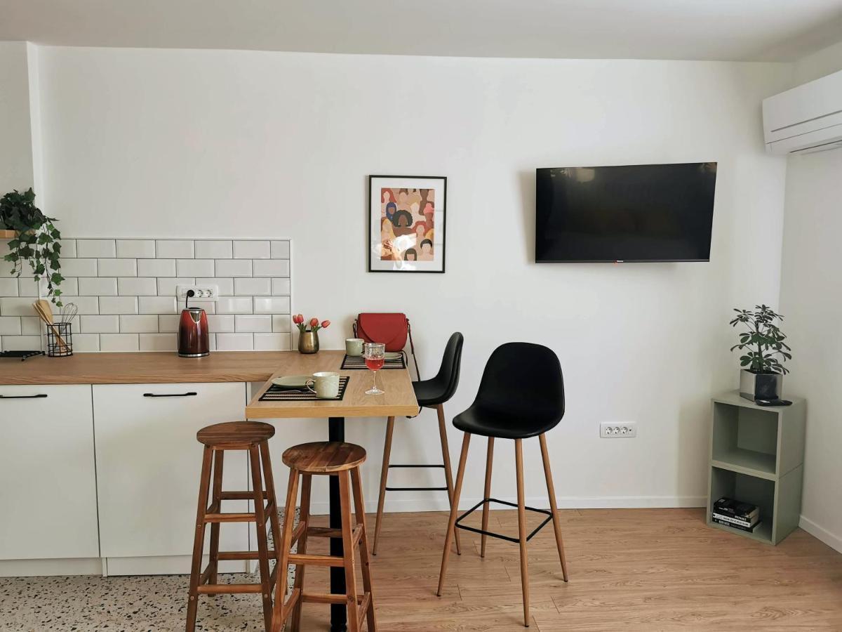 Studio Apartman Mirta I Вараждин Экстерьер фото