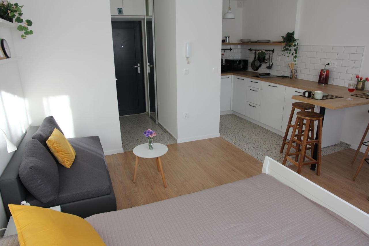 Studio Apartman Mirta I Вараждин Экстерьер фото